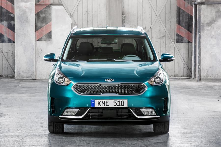  Kia Niro 2016 года  (WW) (фото 10 из 40)